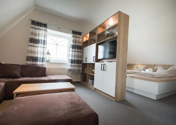 Nige Hus Hotel