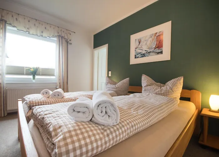 Nige Hus 4*